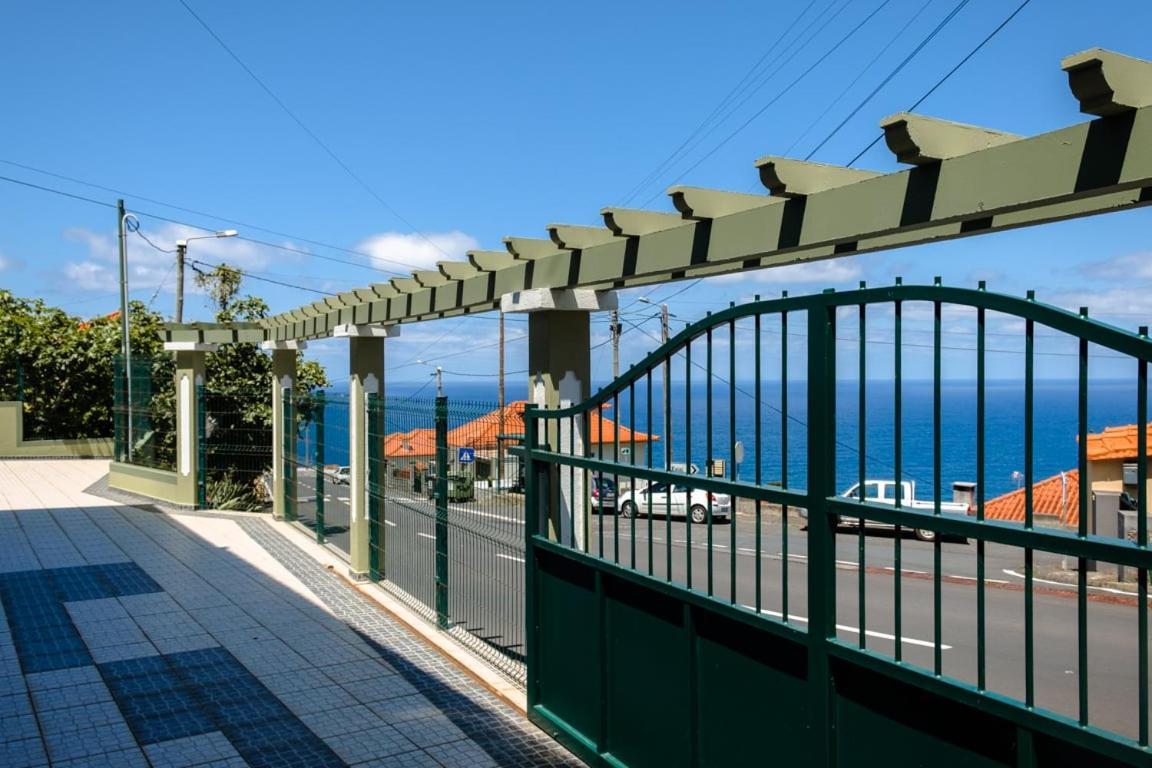 Hotel Guestready - Hikers Haven São Roque do Faial Exterior foto