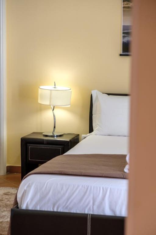 Hotel Guestready - Hikers Haven São Roque do Faial Exterior foto